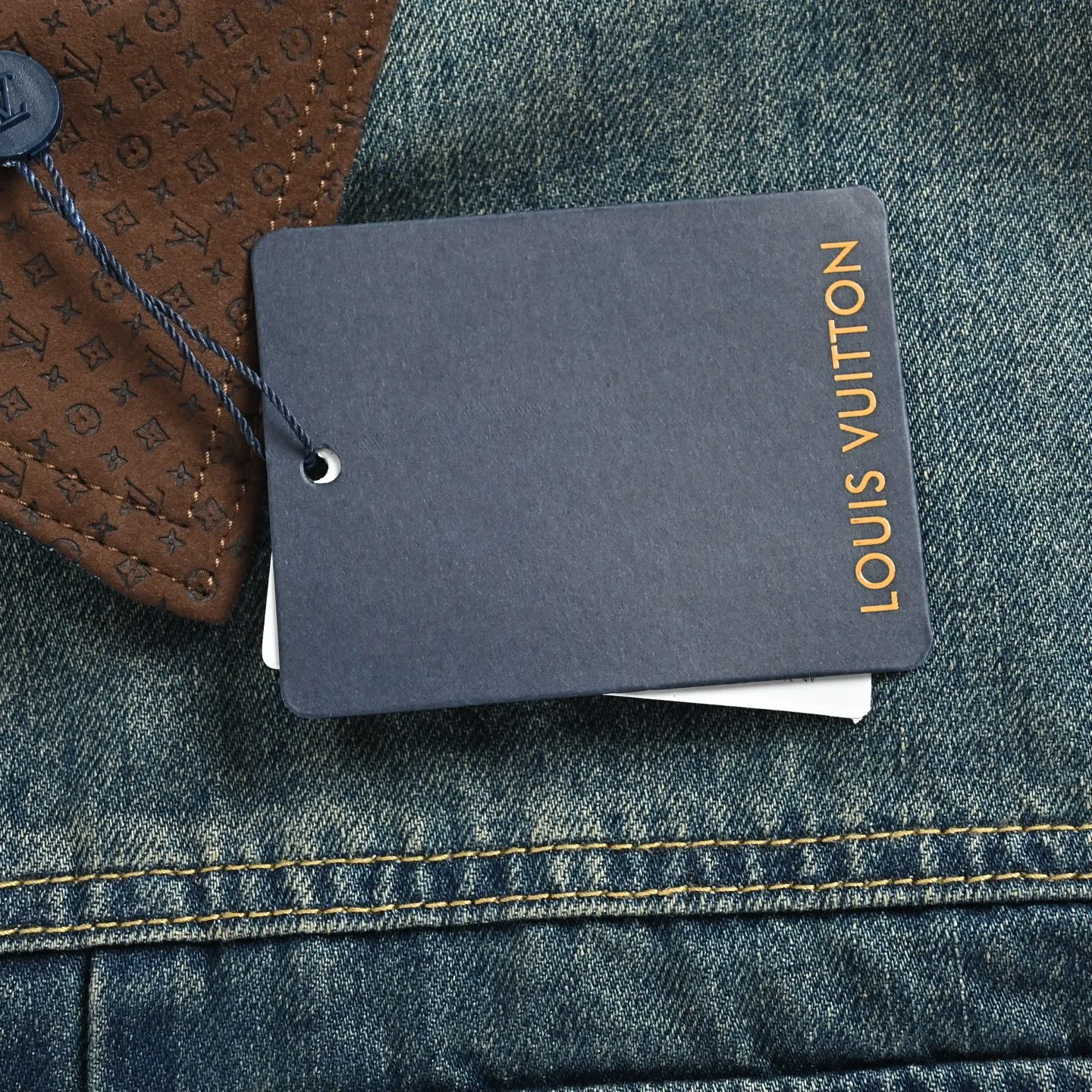 Louis Vuitton/